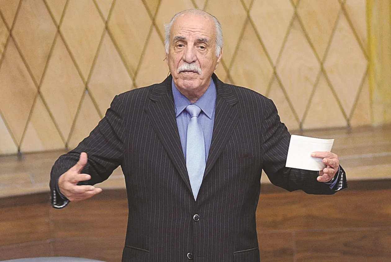 من هو محمد السنعوسي ويكيبيديا