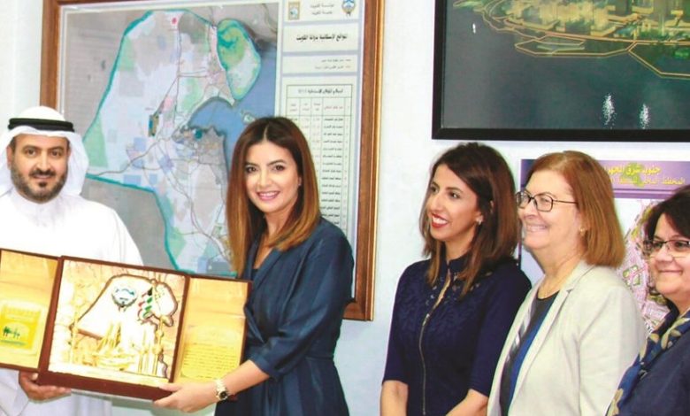 من هي منال العصفور ويكيبيديا وأهم المعلومات عنها